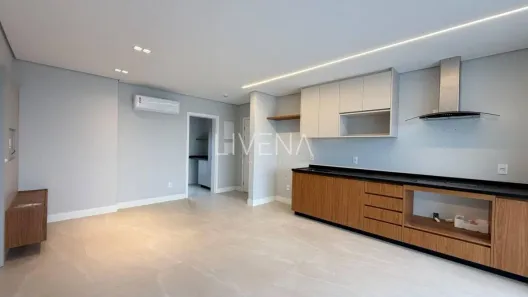 Apartamento com 3 Quartos para alugar, 95m² no Centro, Itajaí