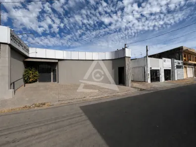 Imóvel Comercial com 13 Quartos para alugar, 370m² no Centro, Sumaré