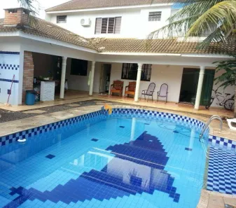 Sobrado com 3 Quartos à venda, 380m² no Jardim Alvorada, Maringá