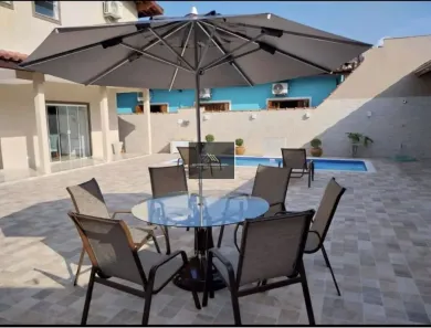 Casa de Condomínio com 3 Quartos para alugar, 250m² no Horto Florestal, Ubatuba