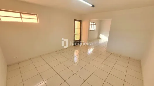 Casa com 4 Quartos para alugar, 88m² no Centro, Piracicaba
