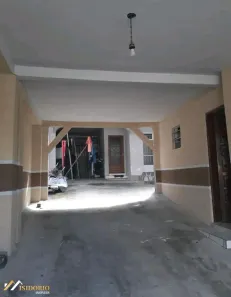Sobrado com 5 Quartos à venda, 190m² no Cajuru, Curitiba