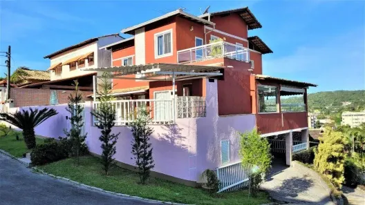 Casa de Condomínio com 3 Quartos à venda, 300m² no Badu, Niterói