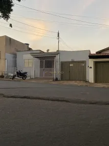 Casa com 3 Quartos à venda, 328m² no Centro, Anápolis