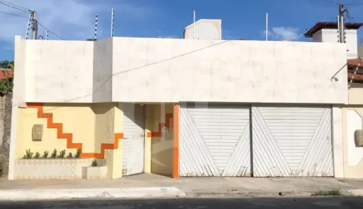 Casa com 3 Quartos à venda, 240m² no Coroa do Meio, Aracaju