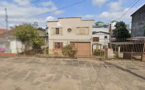 Lote/Terreno à venda, 800m² no Medianeira, Porto Alegre