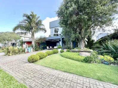 Casa de Condomínio com 4 Quartos à venda, 235m² no , Xangri-Lá