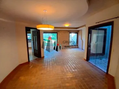 Casa com 3 Quartos à venda, 230m² no Jardim Chapadão, Campinas