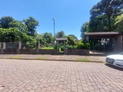 Casa com 5 Quartos para alugar, 350m² no São Virgílio, Caxias do Sul