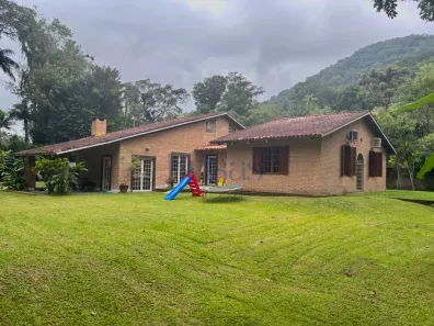 Casa com 4 Quartos à venda, 5000m² no Bairro de Camburi, São Sebastião