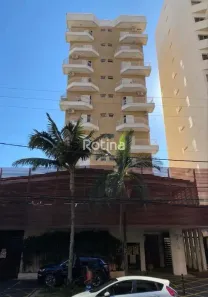 Apartamento com 2 Quartos para alugar, 45m² no Centro, Uberlândia