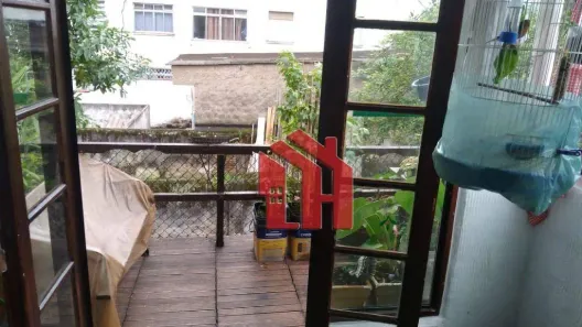 Sobrado com 5 Quartos à venda, 212m² no Macuco, Santos