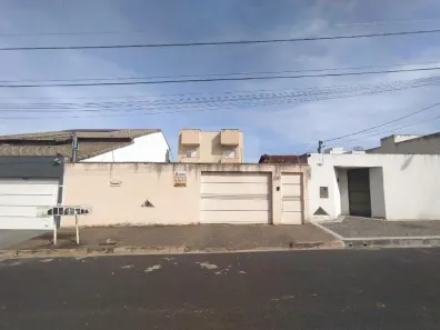 Apartamento com 2 Quartos à venda, 56m² no Jardim Holanda, Uberlândia