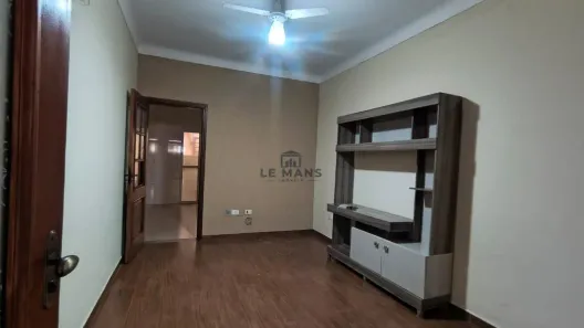 Casa com 3 Quartos para alugar, 129m² no São Dimas, Piracicaba
