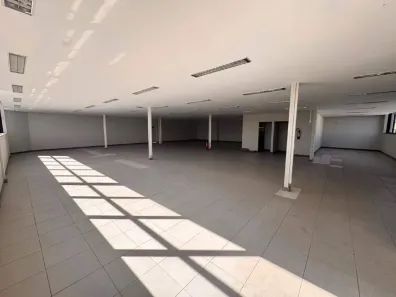 Sala Comercial para alugar, 225m² no Barreiro, Belo Horizonte
