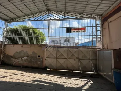 Galpão/Depósito/Armazém com 6 Quartos para alugar, 500m² no Magalhães Bastos, Rio de Janeiro