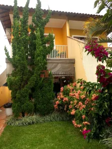 Sobrado com 4 Quartos à venda, 200m² no km 18, Osasco