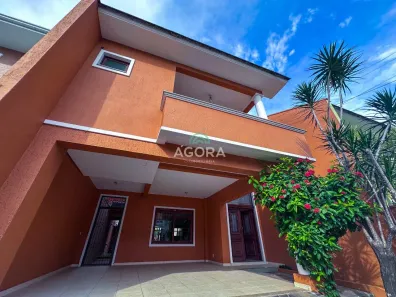 Casa com 3 Quartos para alugar, 264m² no Marechal Rondon, Canoas
