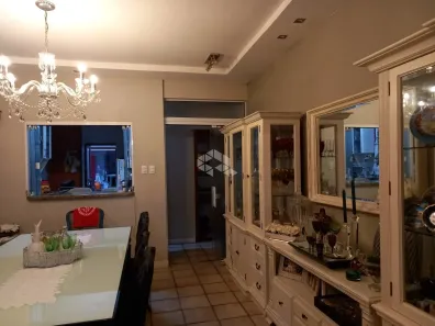 Casa com 5 Quartos à venda, 270m² no Cidade Baixa, Porto Alegre