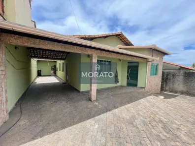 Casa com 4 Quartos à venda, 170m² no Canadá, Contagem