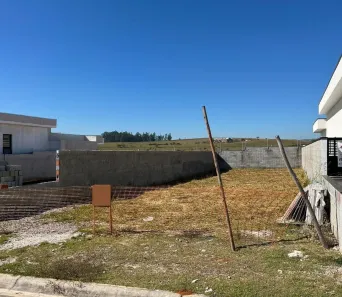 Lote/Terreno à venda, 300m² no Residencial Colinas, Caçapava