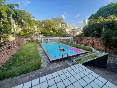 Casa com 5 Quartos à venda, 400m² no Pina, Recife