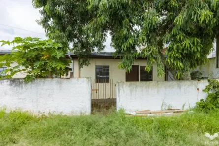 Casa com 2 Quartos para alugar, 40m² no Santa Felicidade, Curitiba