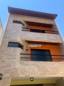 Sobrado com 3 Quartos à venda, 252m² no Cerâmica, São Caetano do Sul