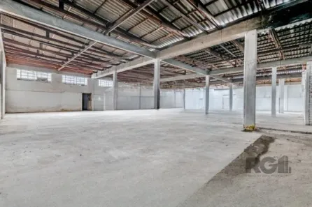 Galpão/Depósito/Armazém para alugar, 700m² no Partenon, Porto Alegre