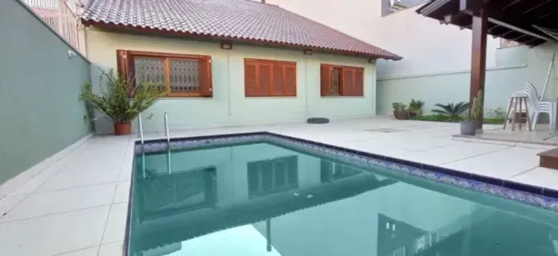 Casa com 5 Quartos à venda, 372m² no Jardim Itu, Porto Alegre