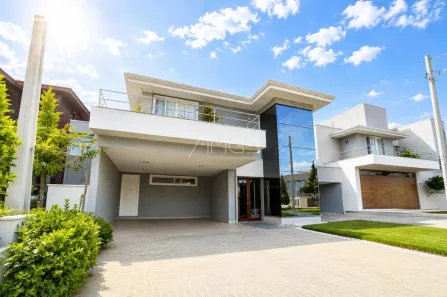 Casa de Condomínio com 3 Quartos à venda, 215m² no Swiss Park, Campinas