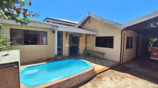 Fazenda/Sítio com 2 Quartos à venda, 1000m² no , Brazópolis