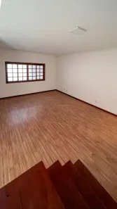 Sobrado com 4 Quartos à venda, 220m² no Residencial de Ville, São José dos Campos