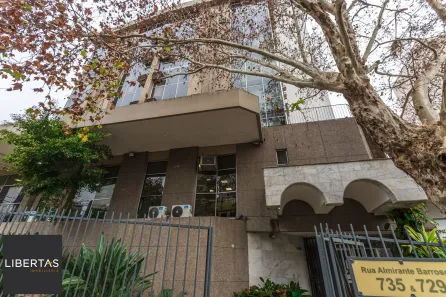 Sala Comercial com 2 Quartos para alugar, 53m² no Floresta, Porto Alegre