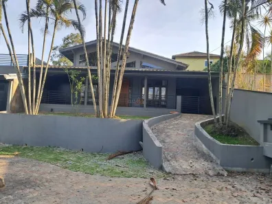 Casa de Condomínio com 3 Quartos à venda, 230m² no Parque Residencial Itapeti, Mogi das Cruzes