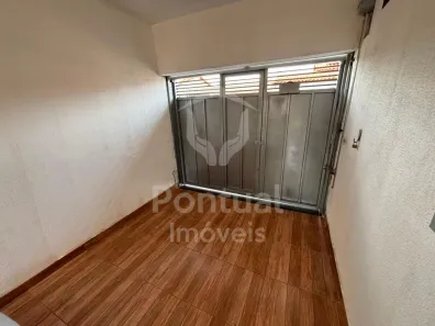 Apartamento com 3 Quartos para alugar, 150m² no Planalto, Uberlândia