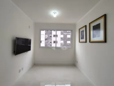 Apartamento com 2 Quartos para alugar, 62m² no Jardim Sabará, Porto Alegre