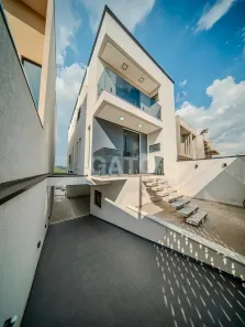 Casa com 3 Quartos à venda, 300m² no Portais (Polvilho), Cajamar