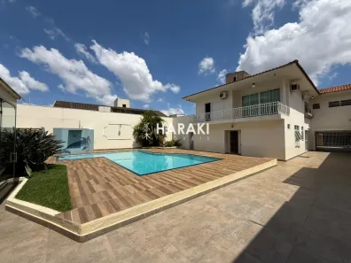 Sobrado com 5 Quartos à venda, 469m² no Zona 05, Maringá