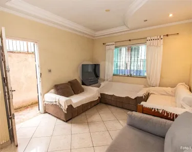 Sobrado com 3 Quartos para alugar, 164m² no Vila Dom Pedro I, São Paulo