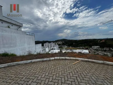 Lote/Terreno à venda, 366m² no São Pedro, Juiz de Fora
