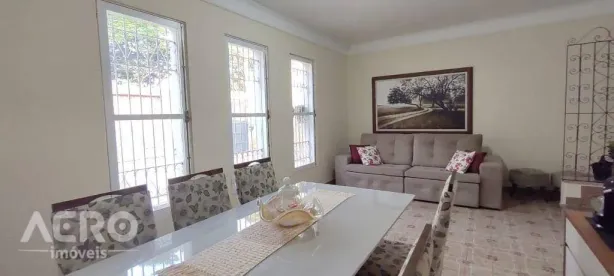 Casa com 3 Quartos à venda, 206m² no Jardim Panorama, Bauru