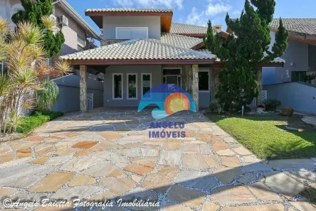 Casa de Condomínio com 4 Quartos à venda, 300m² no Bougainvillee III, Peruíbe