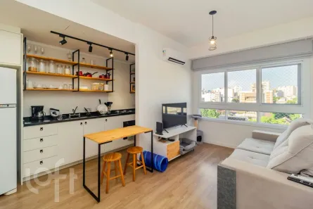 Apartamento com 2 Quartos à venda, 56m² no Cidade Baixa, Porto Alegre