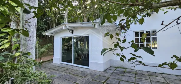 Fazenda/Sítio com 5 Quartos à venda, 300m² no Itaocaia Valley (Itaipuaçu), Maricá
