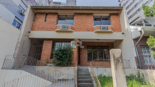Casa com 3 Quartos à venda, 300m² no Rio Branco, Porto Alegre