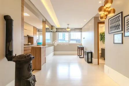 Apartamento com 2 Quartos à venda, 58m² no Passo da Areia, Porto Alegre