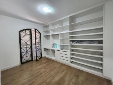 Casa com 4 Quartos para alugar, 274m² no Trindade, Florianópolis