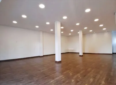 Ponto Comercial para alugar, 280m² no Vila Nova Sorocaba, Sorocaba
