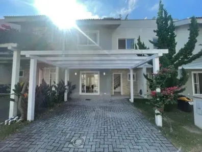 Sobrado com 3 Quartos à venda, 100m² no Capão Raso, Curitiba